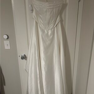 Wtoo by Watters Allie Elegant Strapless Boning Wedding Dress